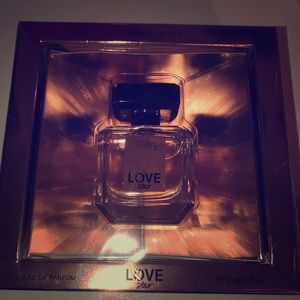 NEW UNOPENED Victoria’s Secret Love Star Perfume💖